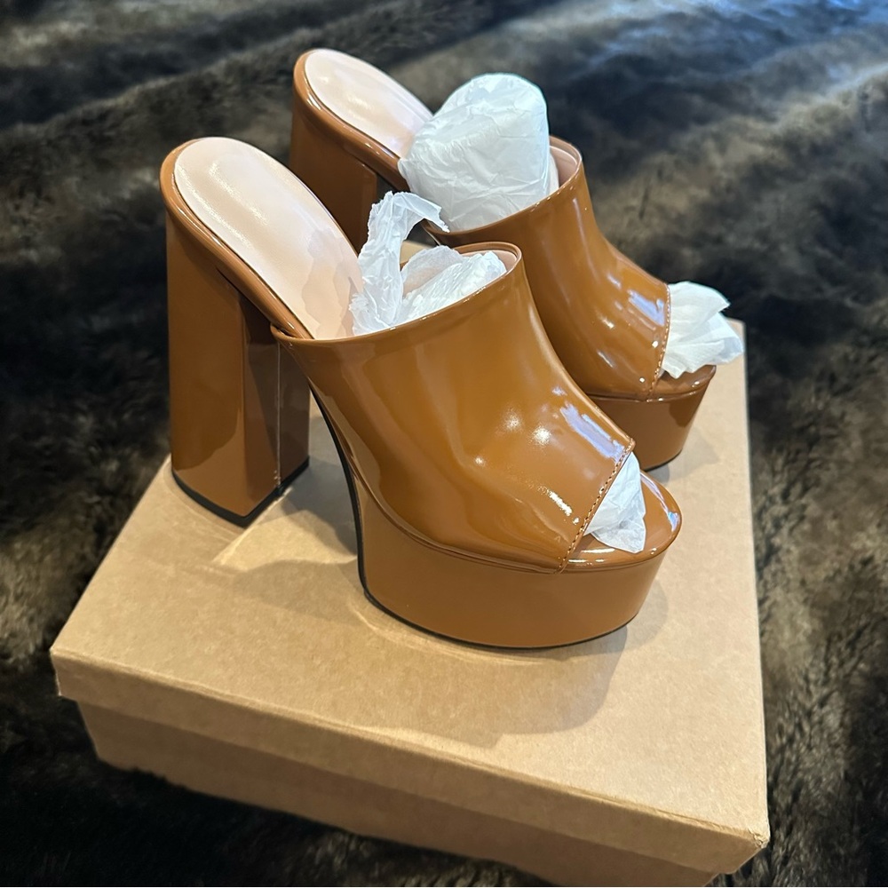 Elegant Tan Platform Mules